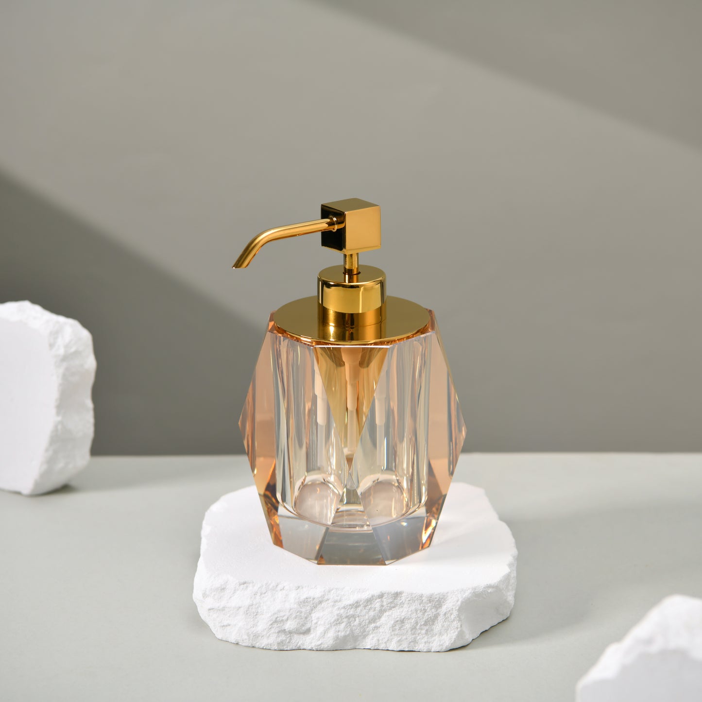 PIANZA AMBER SOAP DISPENSER