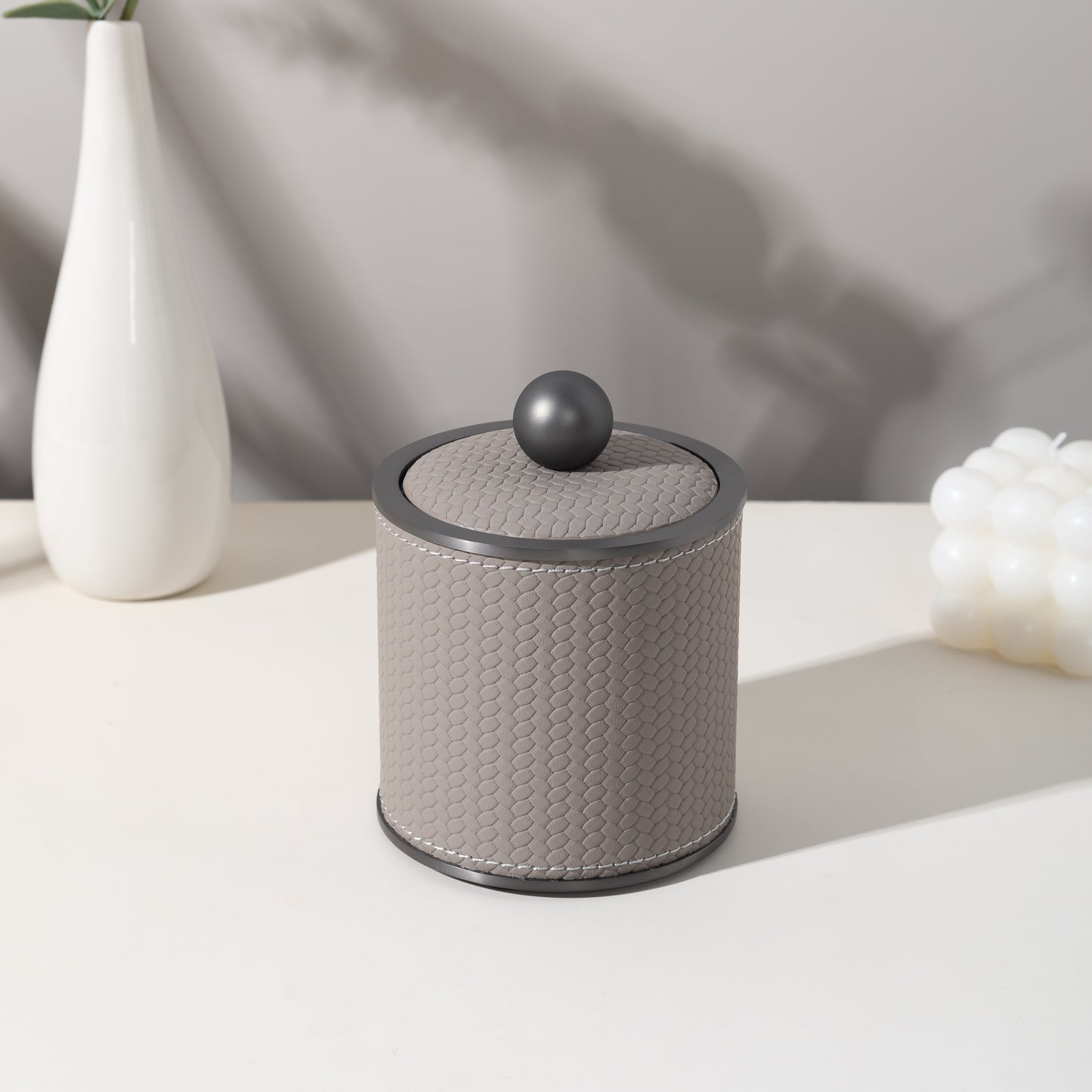 LAMON ROUND SILVER HAZE CANISTER