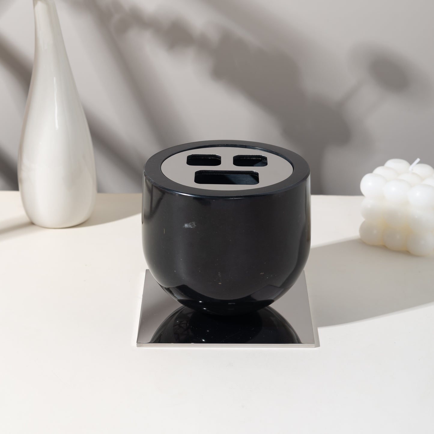 PIANI NERO MARQUINA TOOTHBRUSH HOLDER