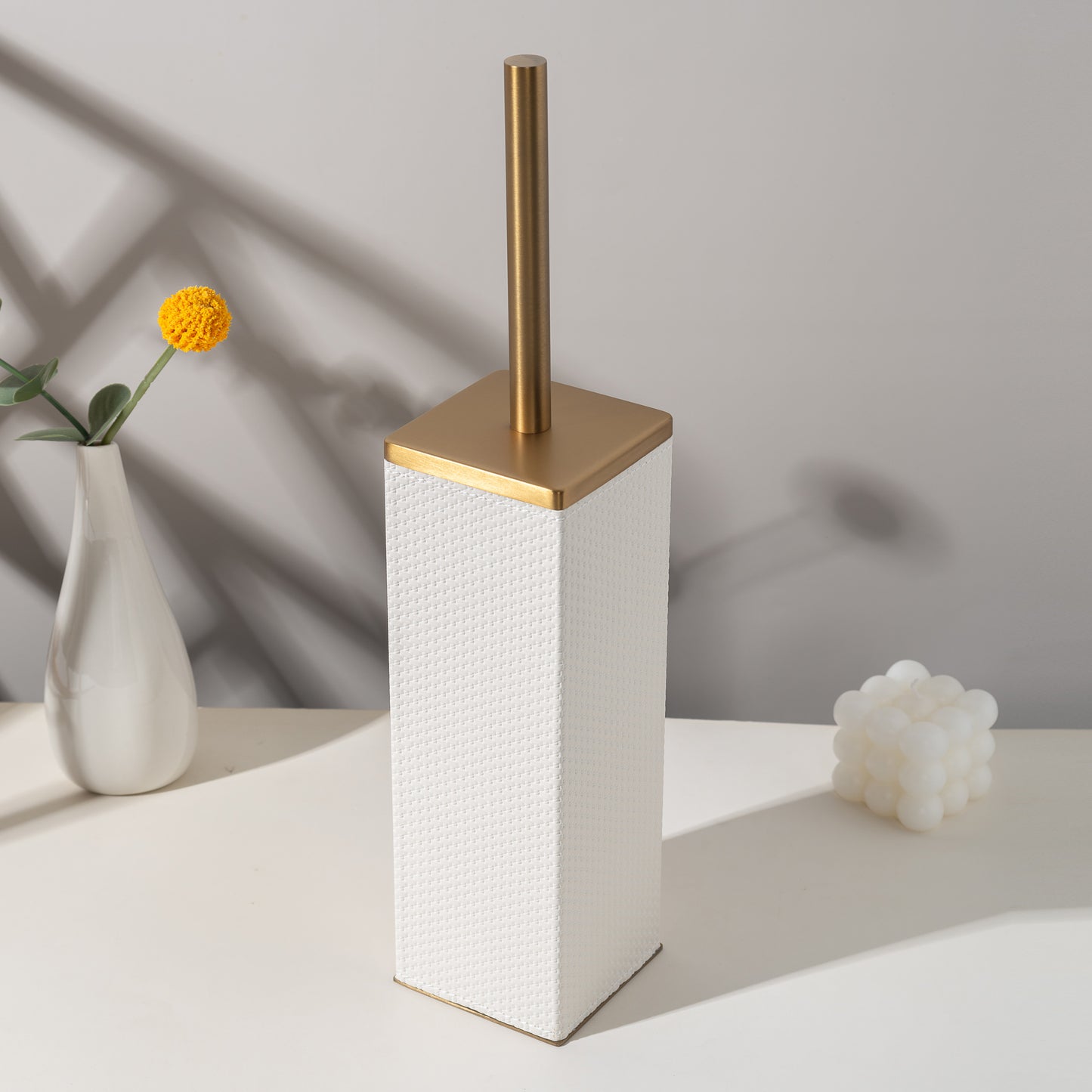 LAMON SQUARE IVORY TOILET BRUSH
