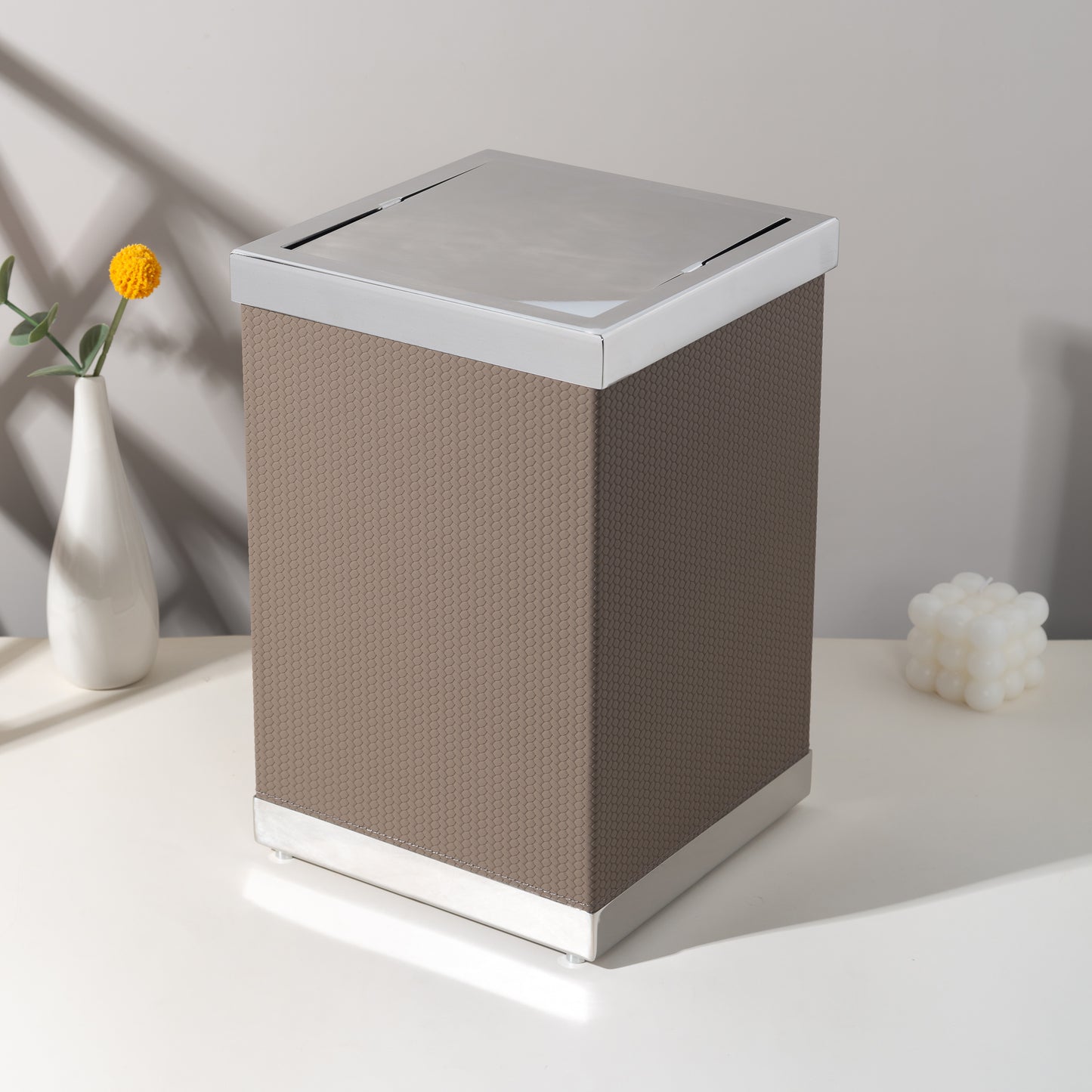 LAMON SQUARE GREIGE TRASH CAN