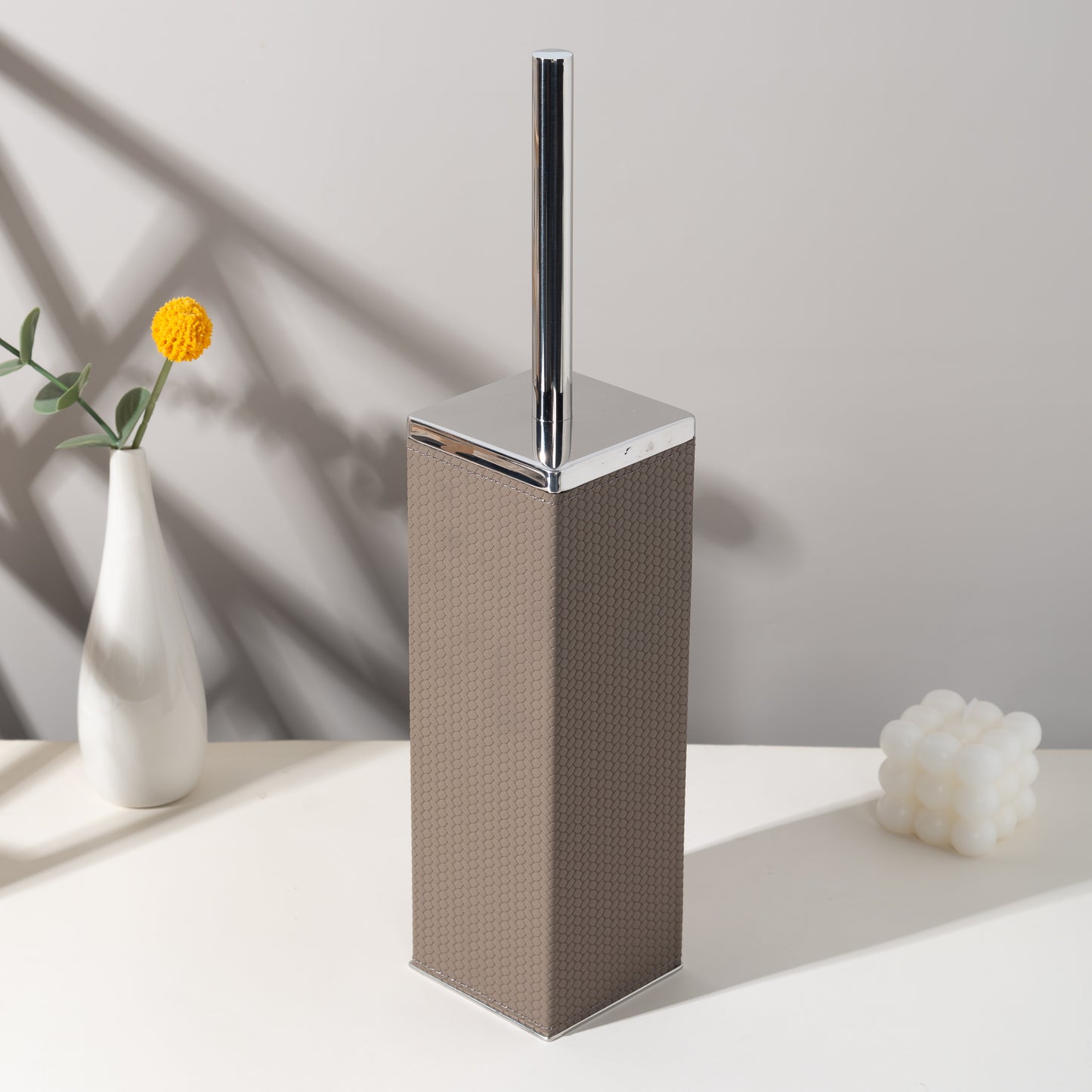 LAMON SQUARE GREIGE TOILET BRUSH